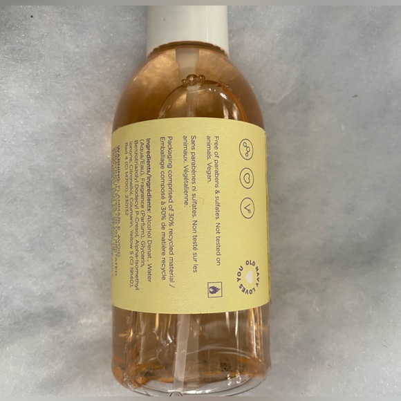 Old Navy O.N.L.Y. COTTON FLOWER & SHEA Hair and Body Mist 5.4oz New - Picture 2 of 2